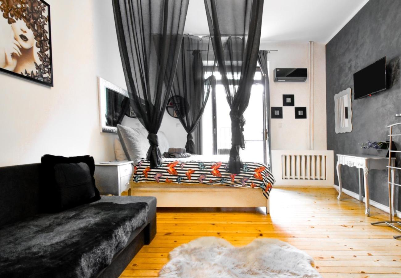 Dietro L Angolo, 2 Bath Apartment Sofia Exterior photo