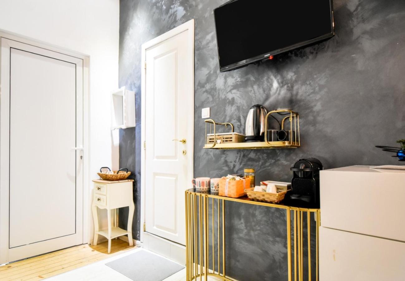 Dietro L Angolo, 2 Bath Apartment Sofia Exterior photo